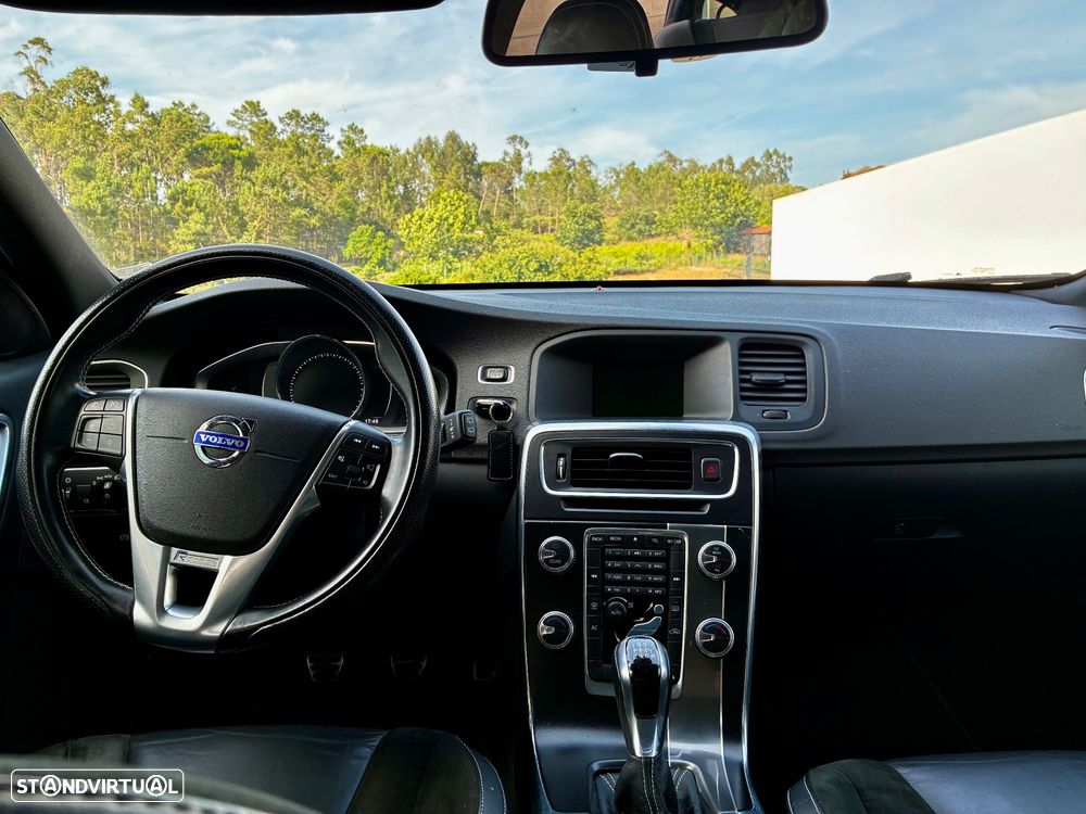 Volvo V60 2.0 D4 R-Design Summum - 10