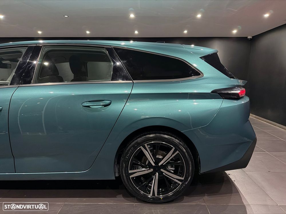 Peugeot 308 1.2 PureTech Allure - 5