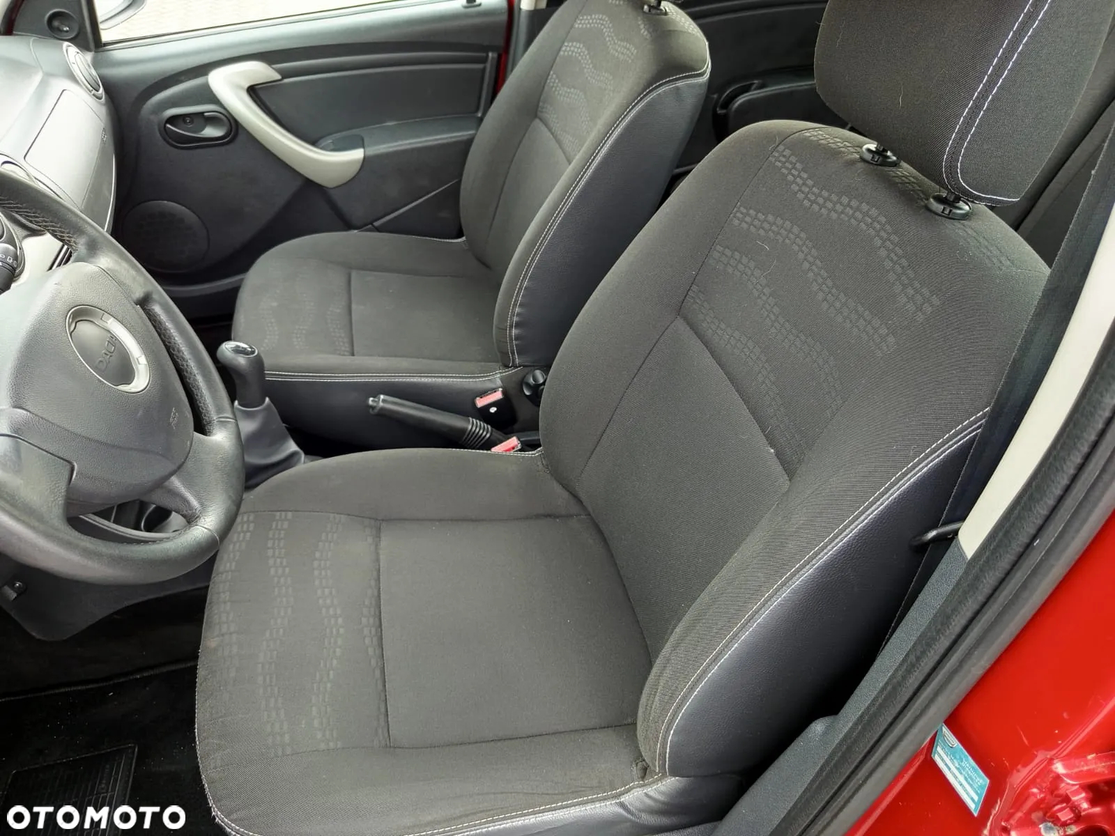 Dacia Sandero Stepway 1.6 - 28