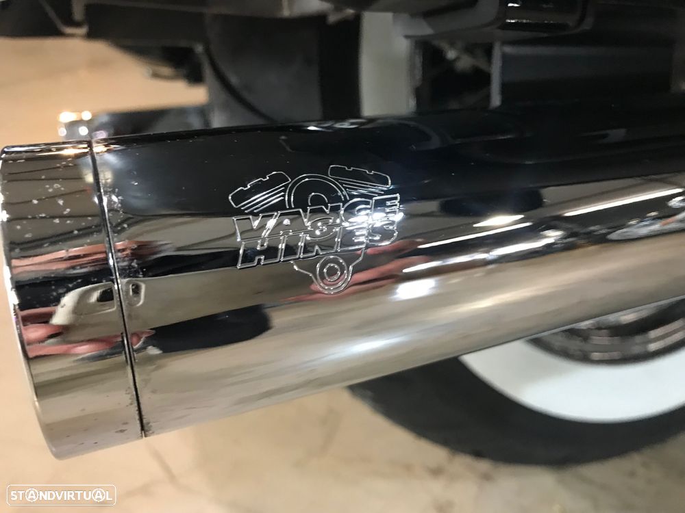 Harley-Davidson FLHRCI Road King Classic - 12