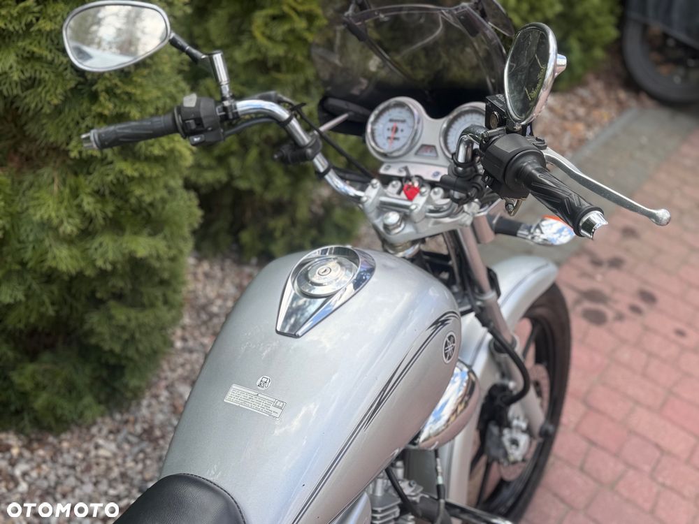 Yamaha YBR - 8