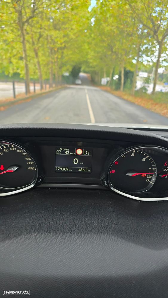 Peugeot 308 1.6 BlueHDi Allure EAT6 - 4