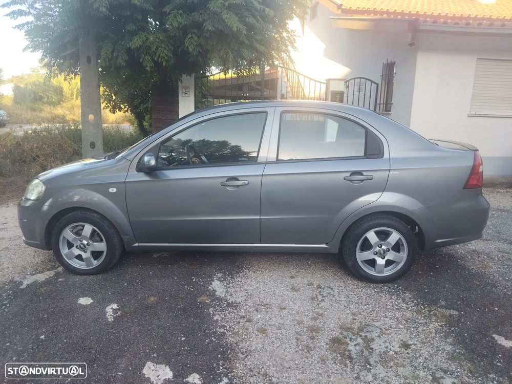 Chevrolet Aveo 1.2 LS - 6