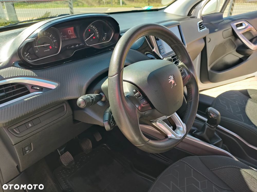 Peugeot 2008 PureTech 82 Active - 15