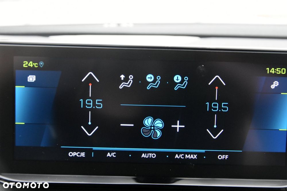 Peugeot 3008 1.6 PureTech HYbrid GT Line S&S EAT8 - 38