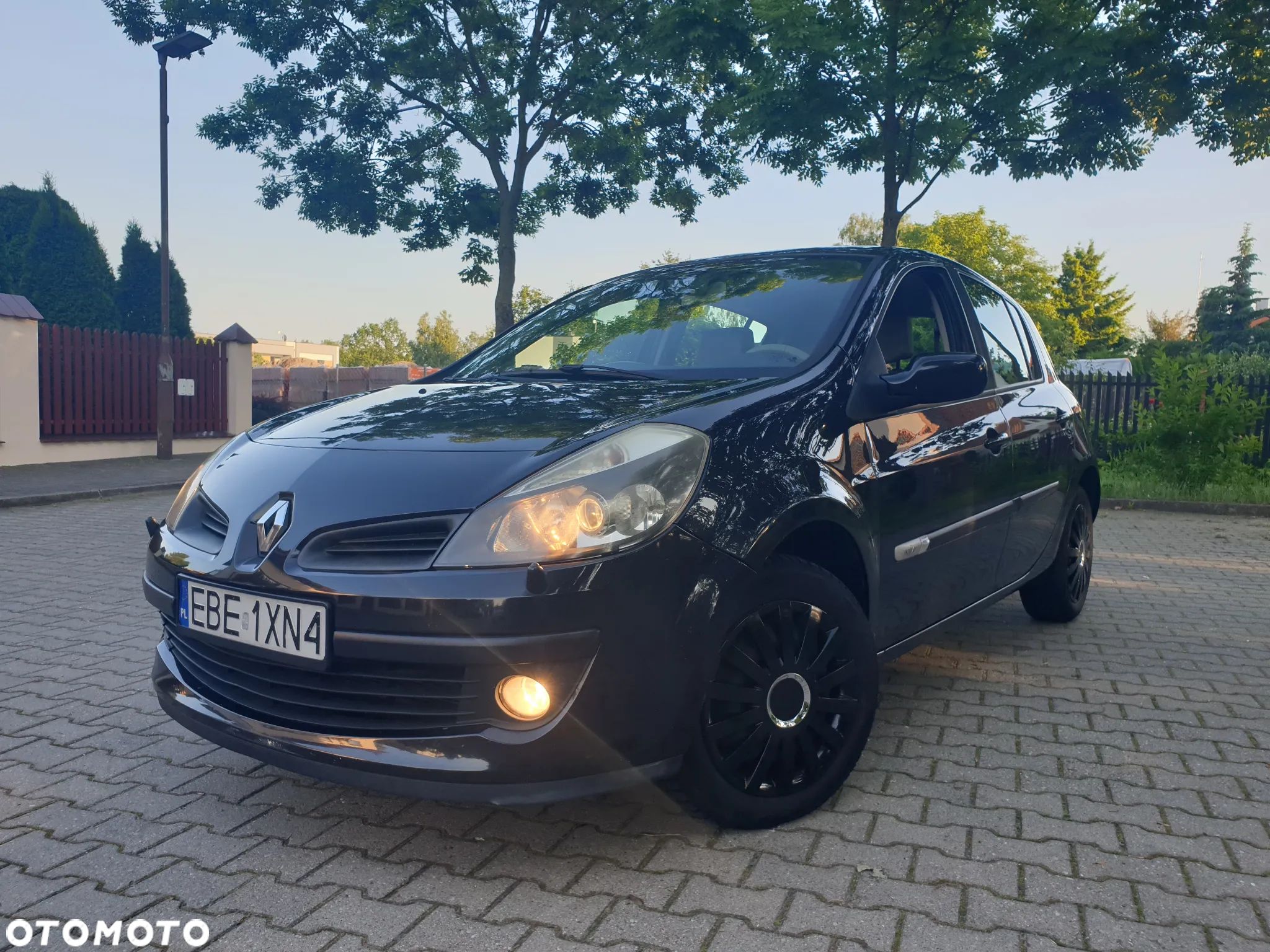 Renault Clio - 1