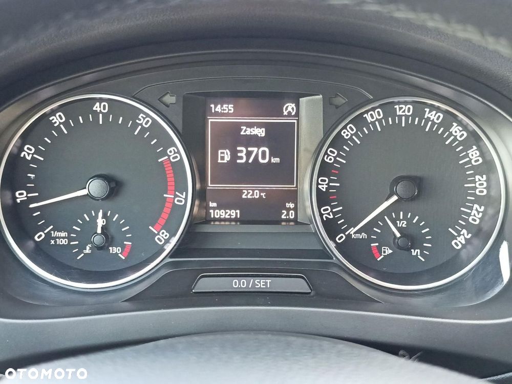 Skoda RAPID - 27