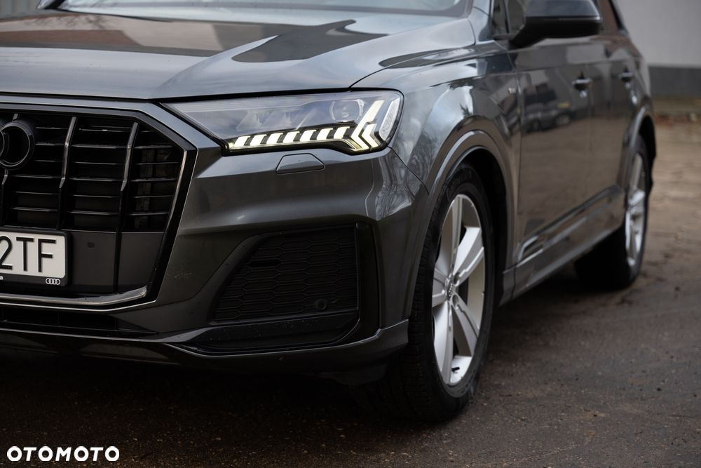 Audi Q7 - 9