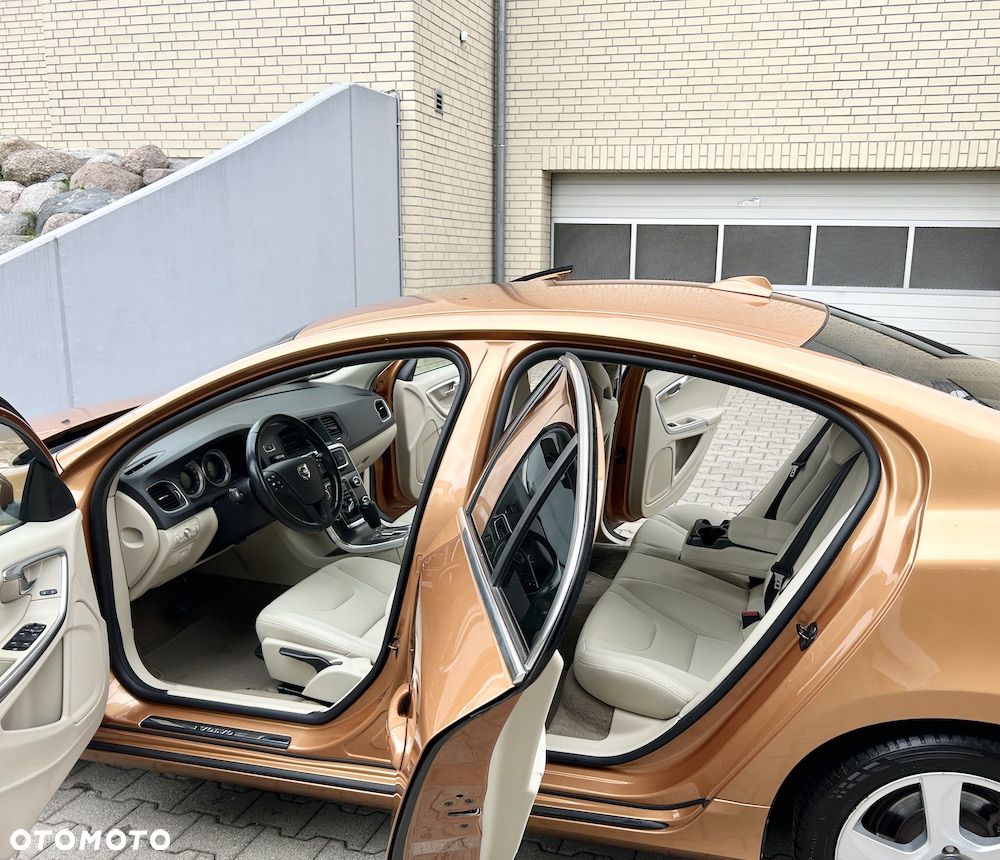 Volvo S60 - 2