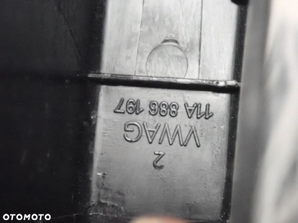 ZASLEPKA FOTELA VW TOURAN III  5TA  - 1123729XX, 1123728XX, 5H0887233B, 5TA885318, 5TA885317, 5E3887233A, 5G0887233C, 2GA858848, 2GA858847, 5TA883391B, 5TA883392B, 5TA885779, 5TA885750, 5Q0886193, 10A886197A, 2GA886197, 5TA885749, 5TA867464, 5TA867574, 5G0887187, 575887187, 575887233, 11A886197, 9918018344LH, 9918018345RH 40 ZŁ - 27