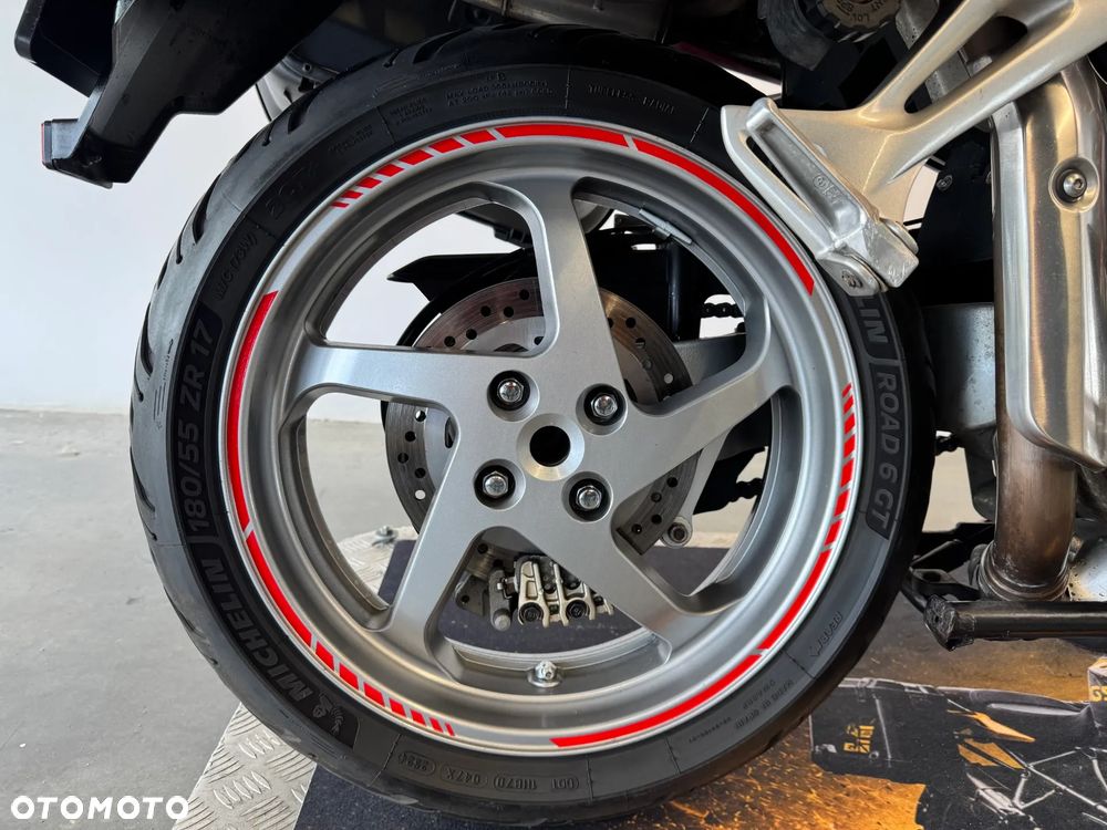 Honda VFR - 15
