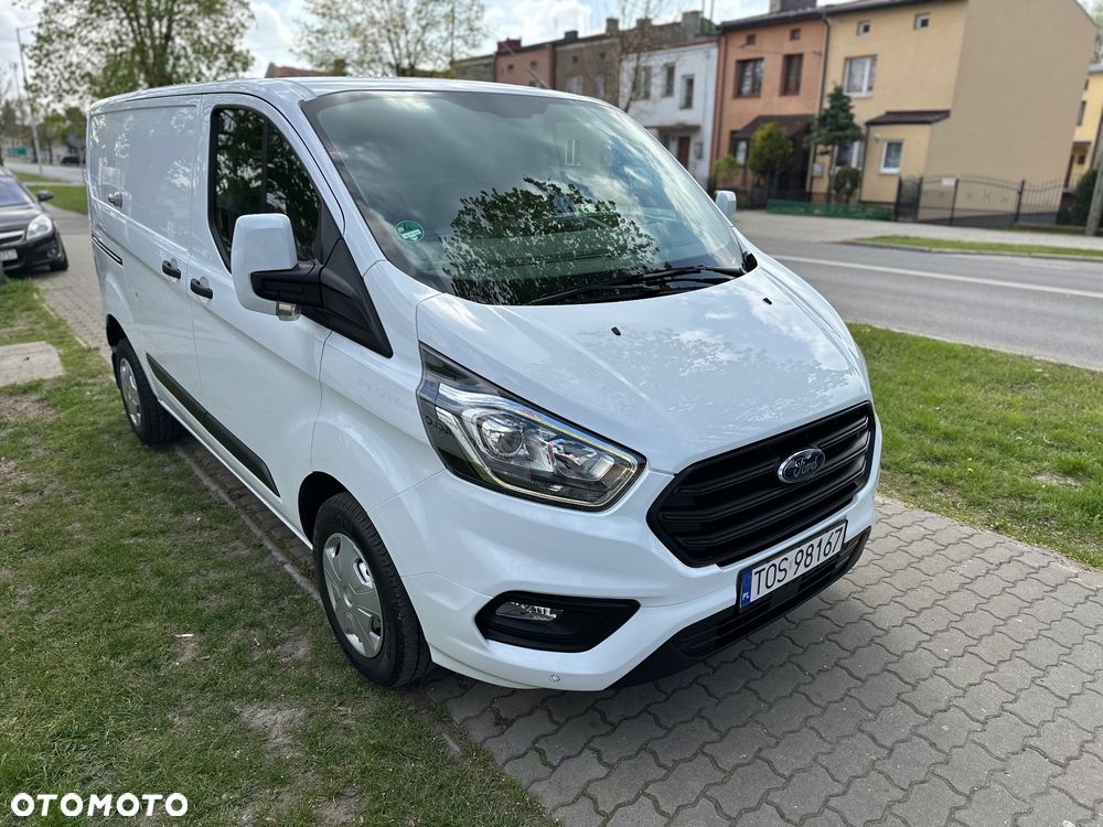 Ford TRANSIT CUSTOM - 1