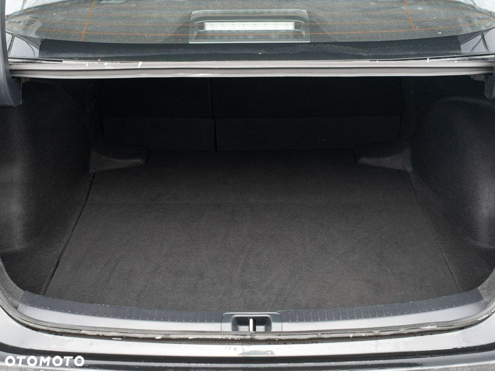 Toyota Corolla 1.5 Comfort - 27