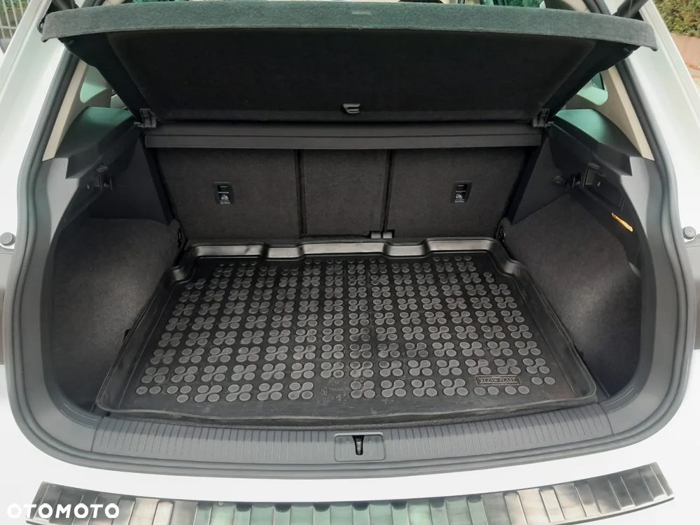 Volkswagen Tiguan - 22