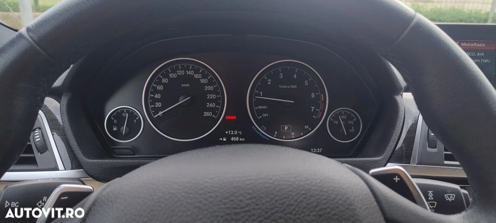 BMW Seria 3 330i Aut. Sport Line - 11