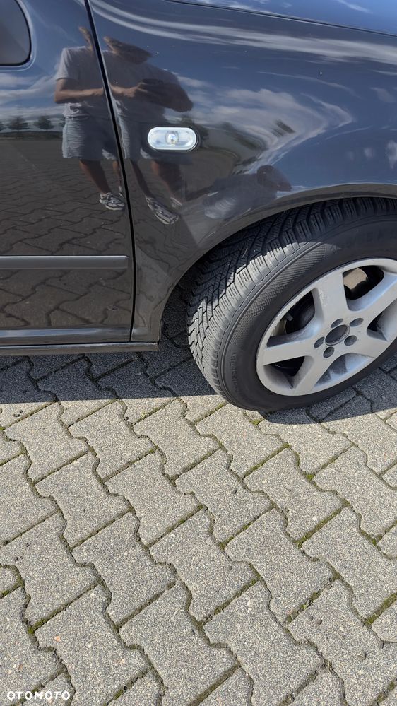 Volkswagen Golf - 5