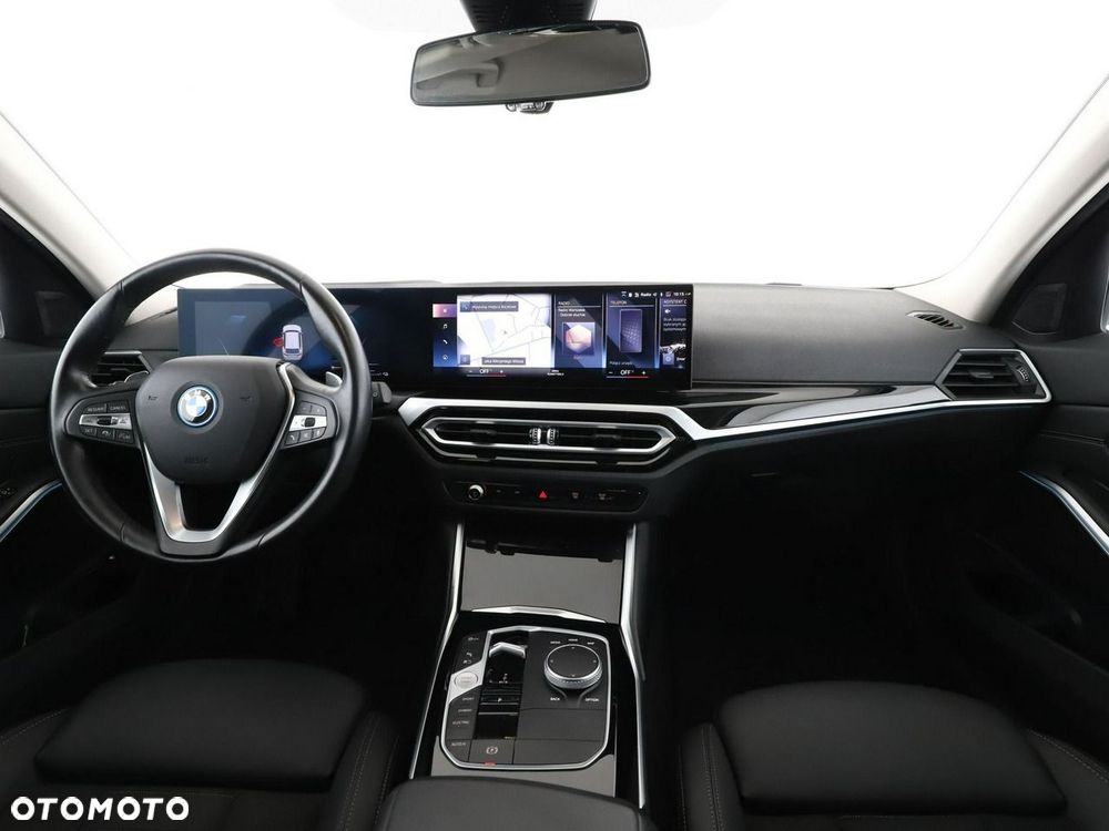 BMW Seria 3 320e PHEV xDrive - 17