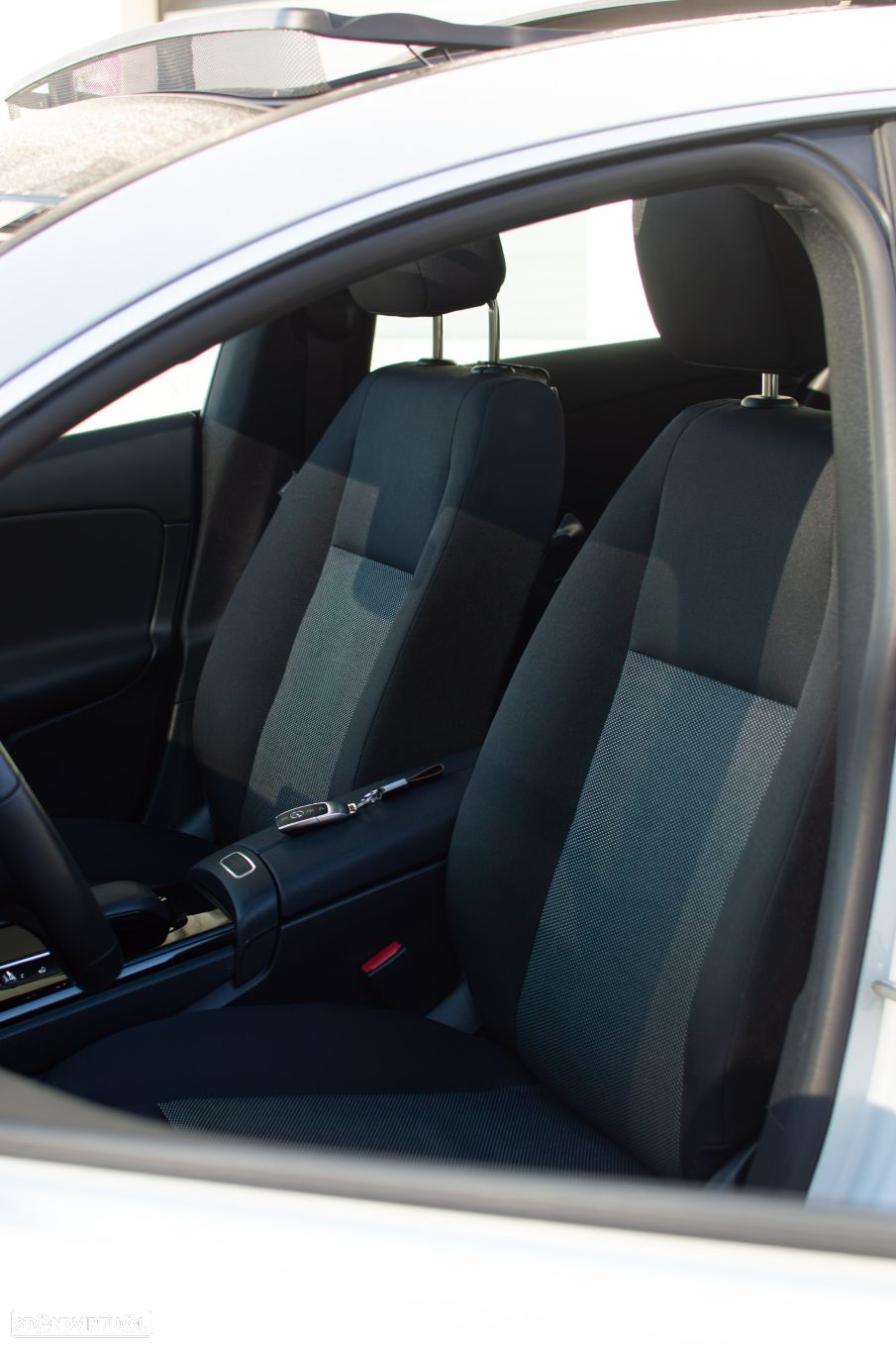 Mercedes-Benz CLA 180 - 32