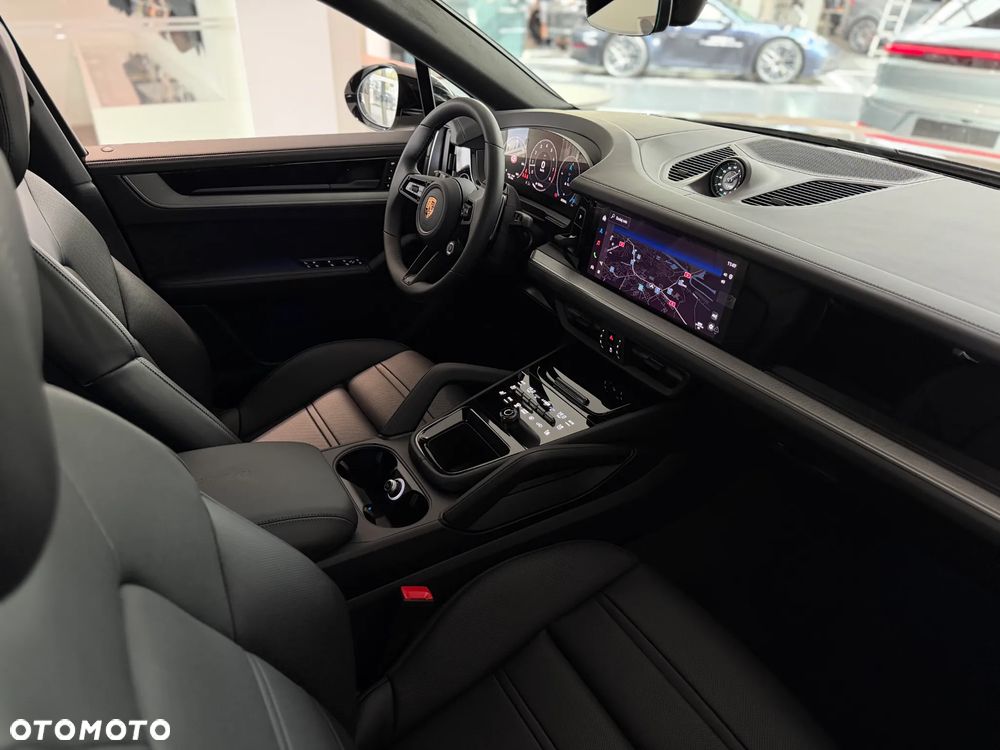 Porsche Cayenne S - 27