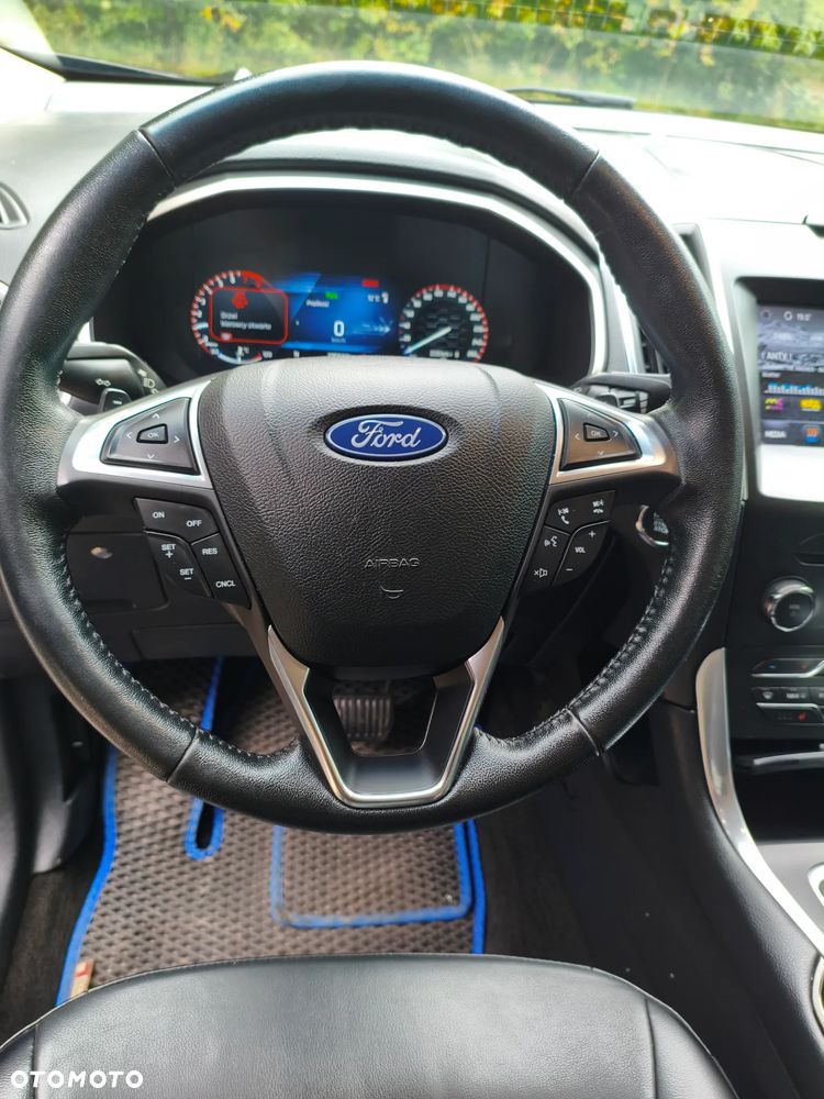 Ford Edge - 27