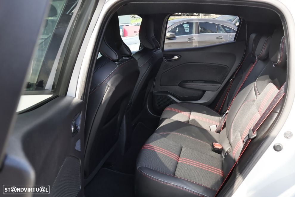 Renault Clio 1.0 TCe RS Line - 18
