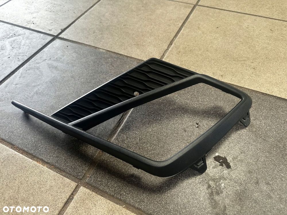 SEAT IBIZA V 5 6F0 16-21 KRATKA ZDERZAKA PRZÓD PRAWA - 2