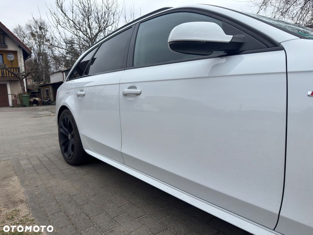 Audi A4 Avant 2.0 TDI DPF quattro S tronic S line Sportpaket - 3