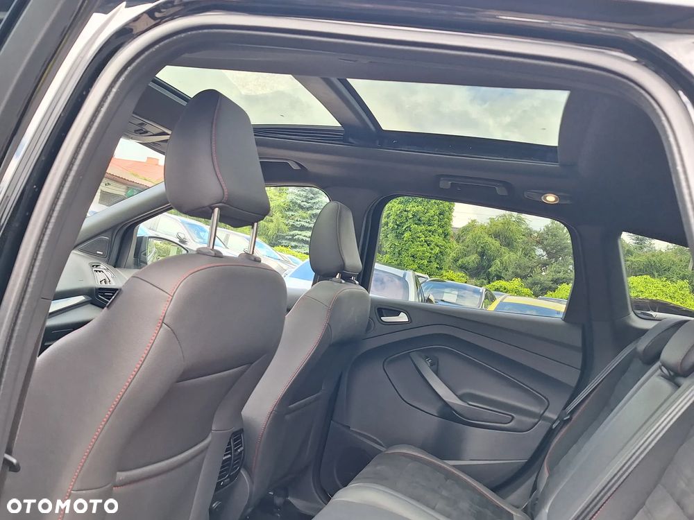 Ford Kuga 2.0 TDCi 4x4 ST-Line - 7