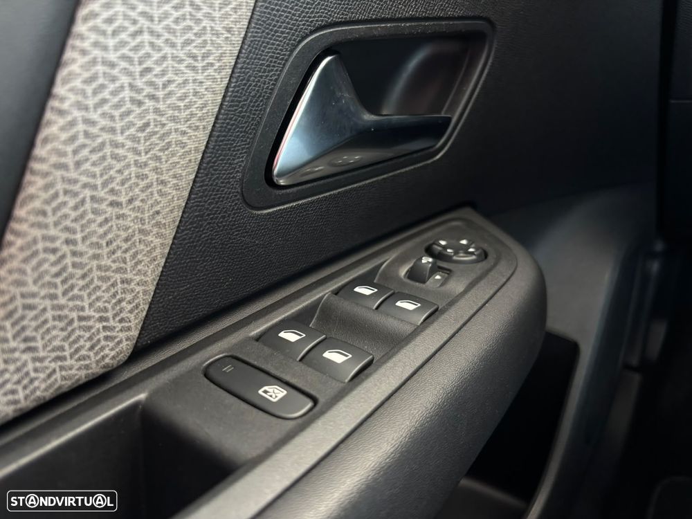 Citroën C4 1.2 PureTech Shine Pack EAT8 - 12
