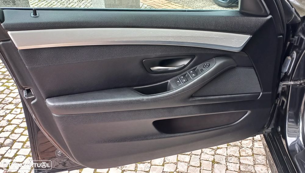 BMW 520 d Pack M Auto - 13
