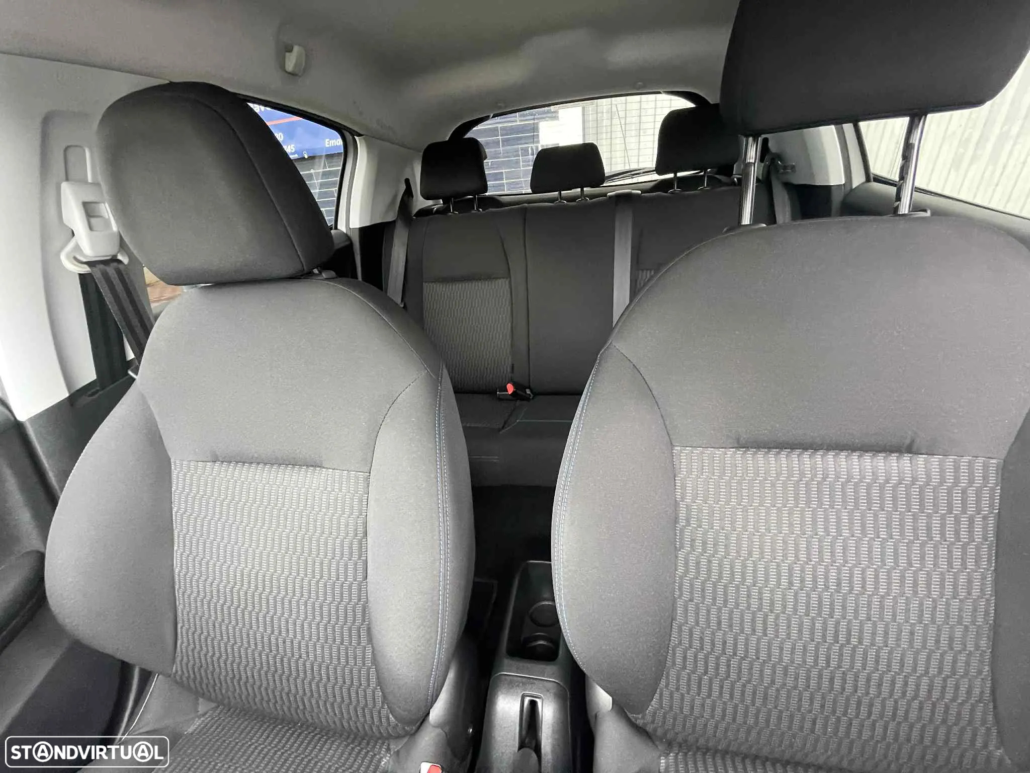 Peugeot 208 1.2 PureTech Style - 12