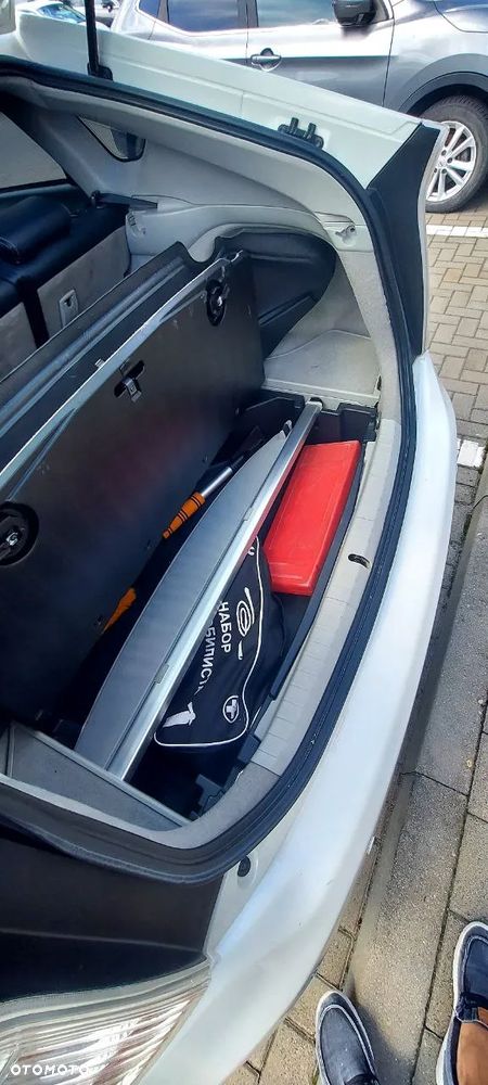 Toyota Prius 1.8 Hybrid Prestige - 23
