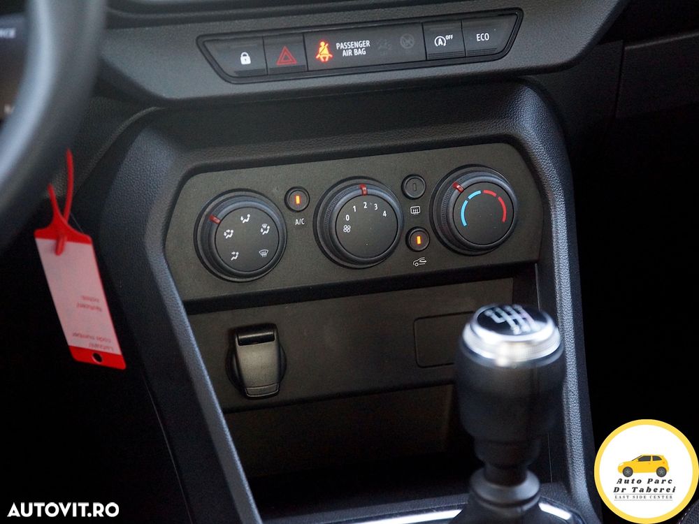 Dacia Logan TCe 90 MT6 Comfort - 32