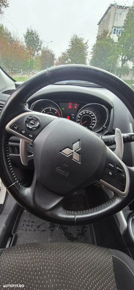 Mitsubishi ASX 2.2 DI-D 4WD Automatik Comfort Edition - 8