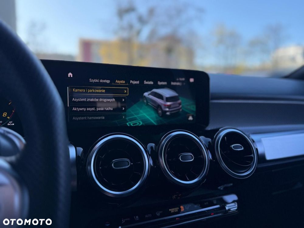 Mercedes-Benz GLB AMG 35 mHEV 4-Matic 8G-DCT - 29