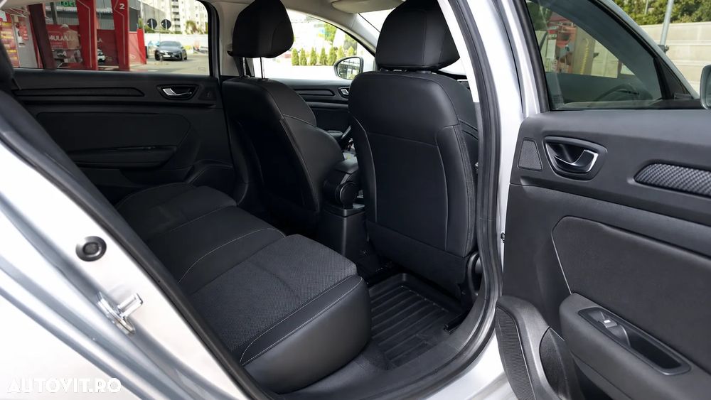 Renault Megane TCE GPF Life - 6