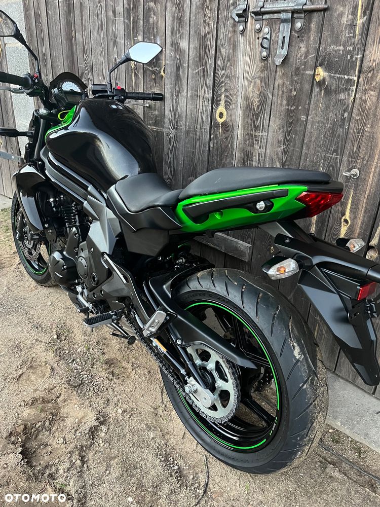 Kawasaki ER - 4