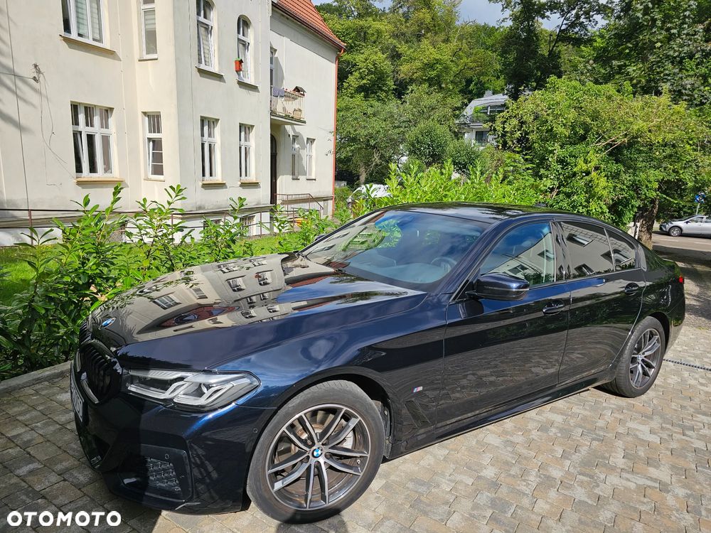 BMW Seria 5 520d xDrive - 1
