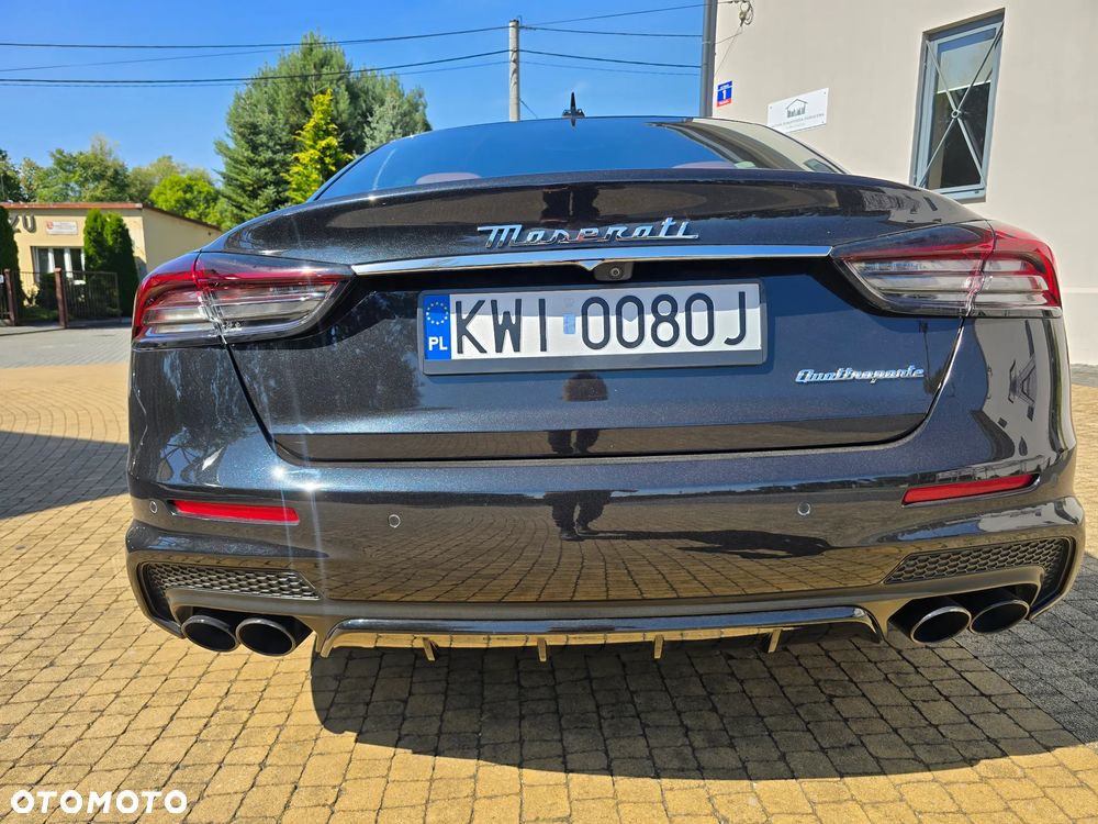 Maserati Quattroporte Modena - 13