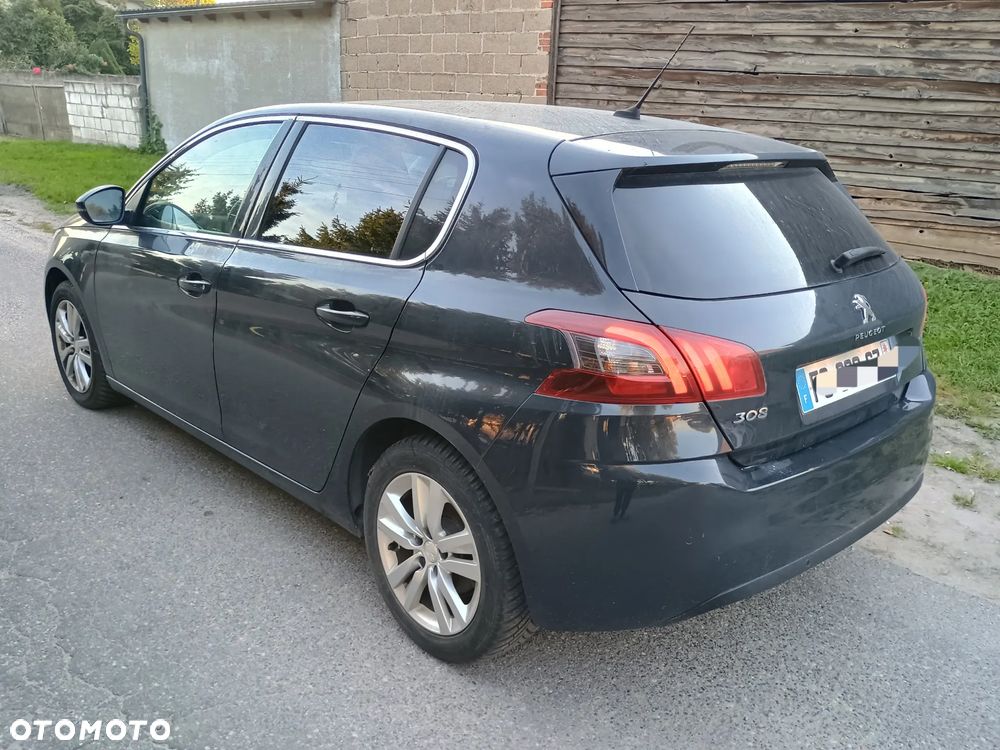 Peugeot 308 2019 photo 3