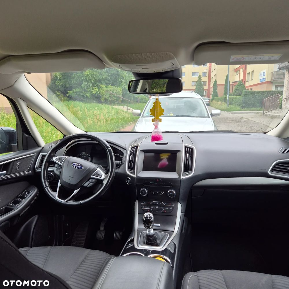 Ford S-Max 1.5 EcoBoost Titanium - 6