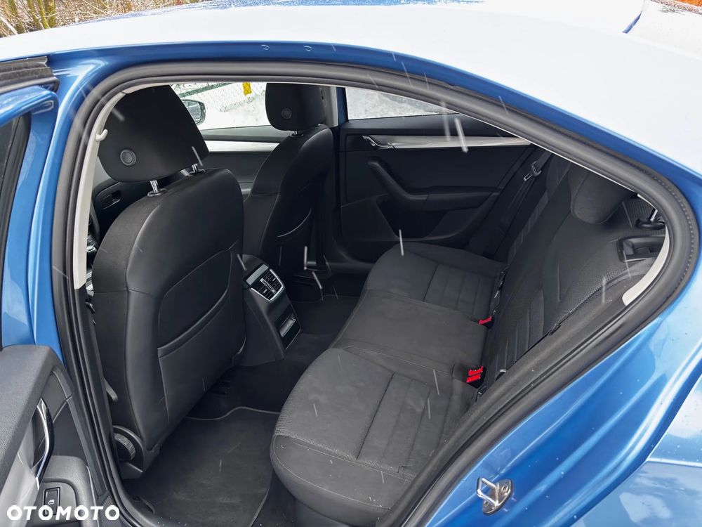 Skoda Octavia 1.4 TSI Elegance - 11