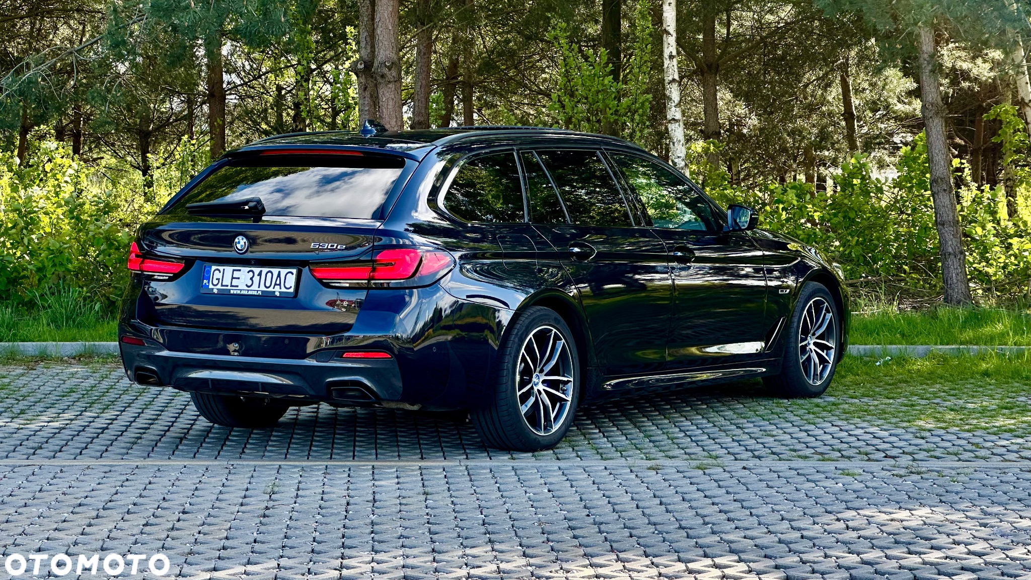 BMW Seria 5 530e Touring - 19