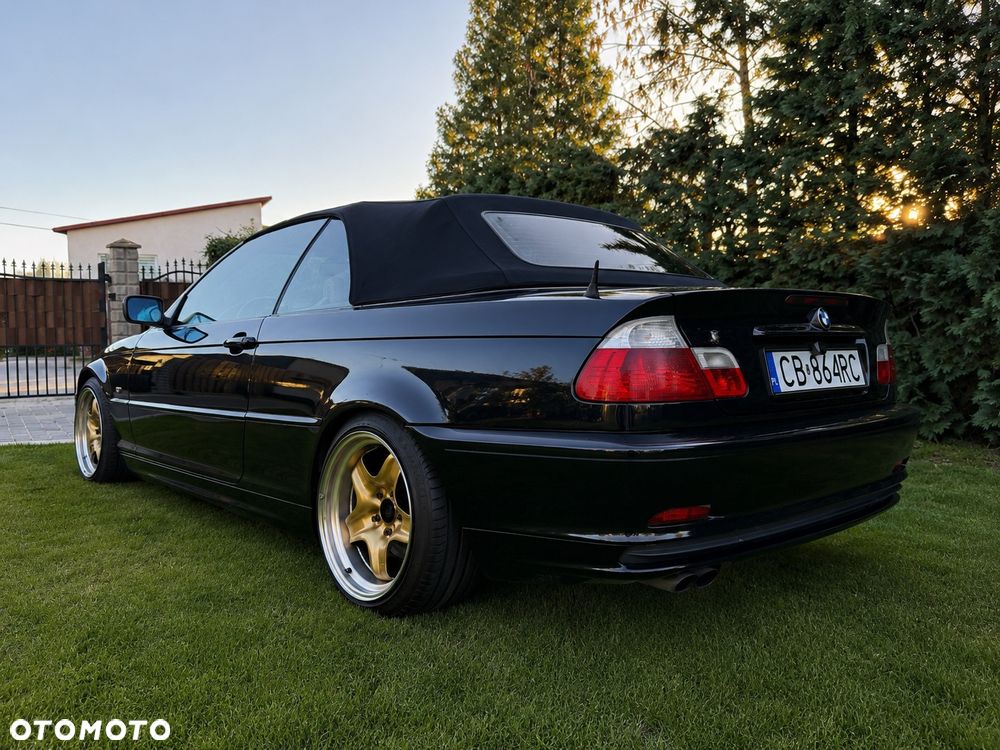 BMW Seria 3 325i - 3