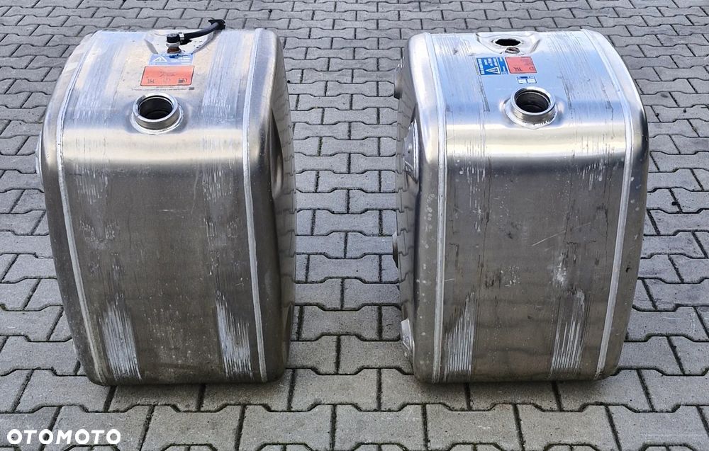 SCANIA R S ZBIORNIK PALIWA 200L NOWY - 1