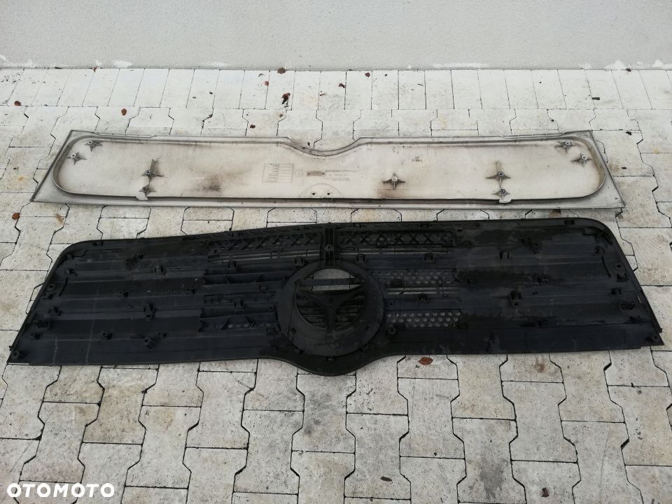 ATRAPA GRILL MASKA MERCEDES ATEGO EURO6 - 4