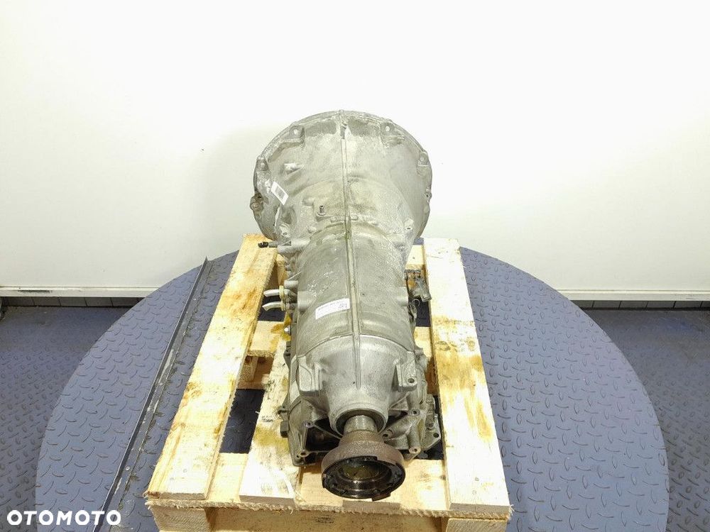 DODGE CHALLENGER III LIFT 15- 5.7B 377KM SKRZYNIA BIEGÓW AUTOMAT 8HP-70 - 3