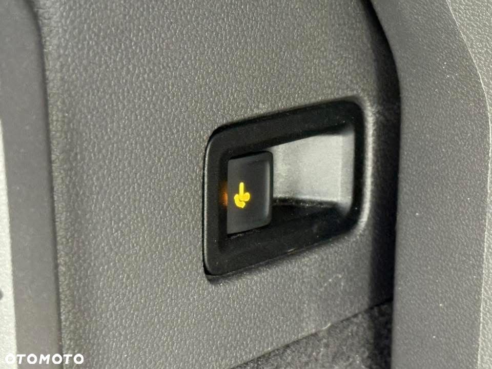 Volkswagen Multivan 2.0 TDI L1 70 Years Bulli DSG - 38