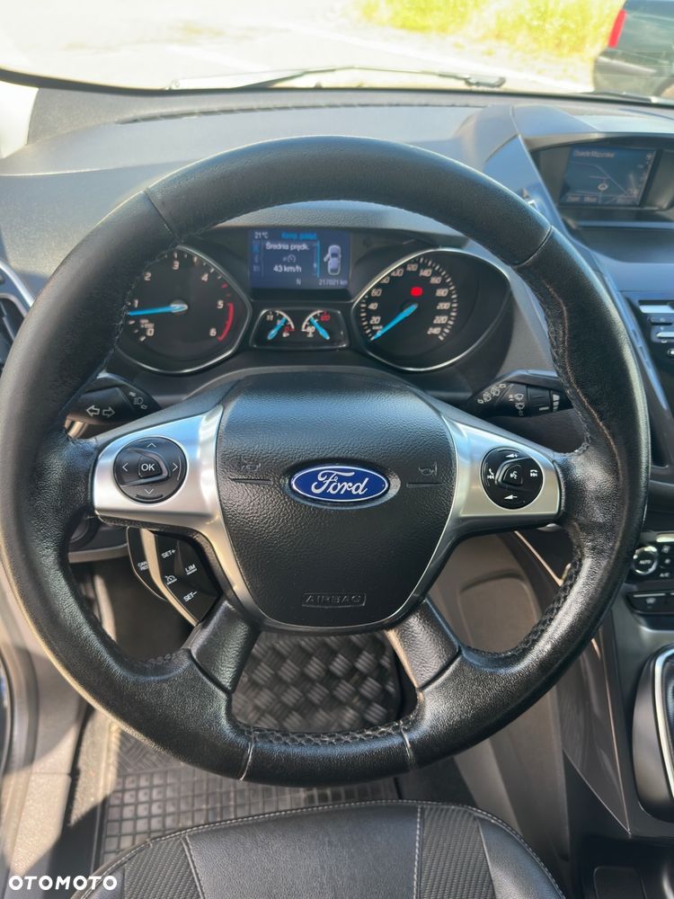 Ford Kuga - 9