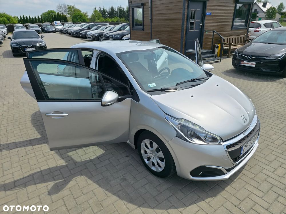 Peugeot 208 - 34